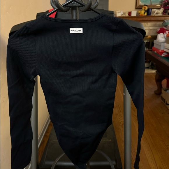 New ribbed seamless black Mooslover body suit small. Tummy control. - Picture 5 of 10
